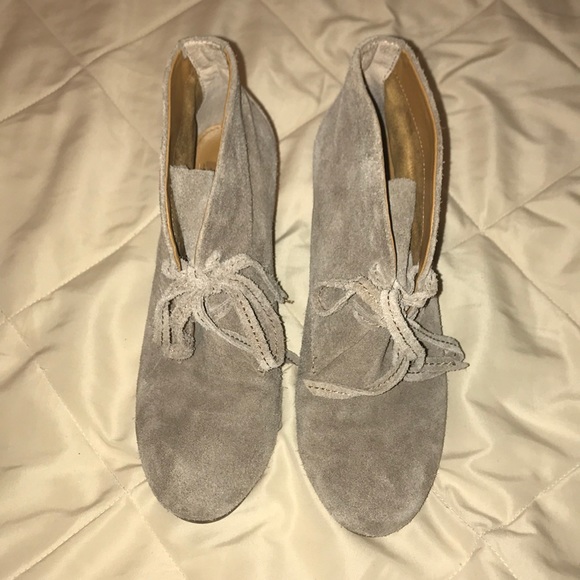 Dolce Vita Shoes - Dolce Vita | Suede Wedge Booties, Size 7.5